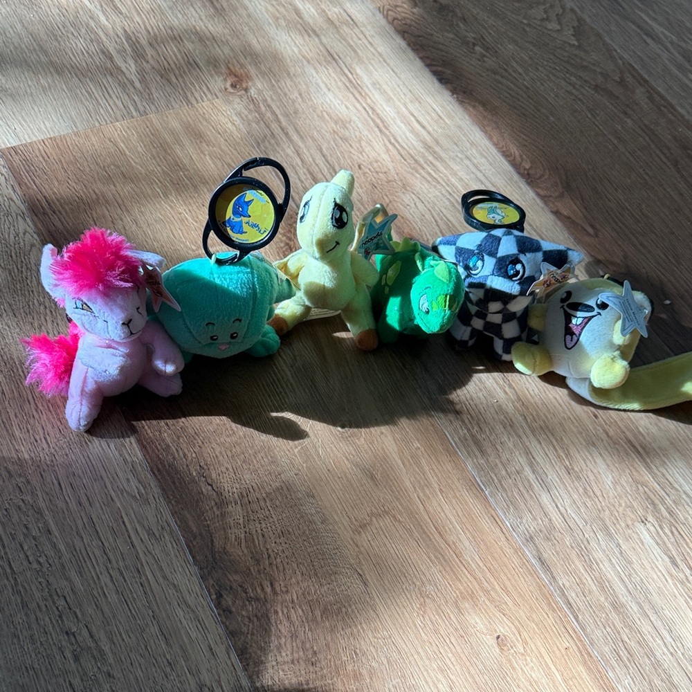 Neopets McDonald’s Plushies 2004 & 2005 tags